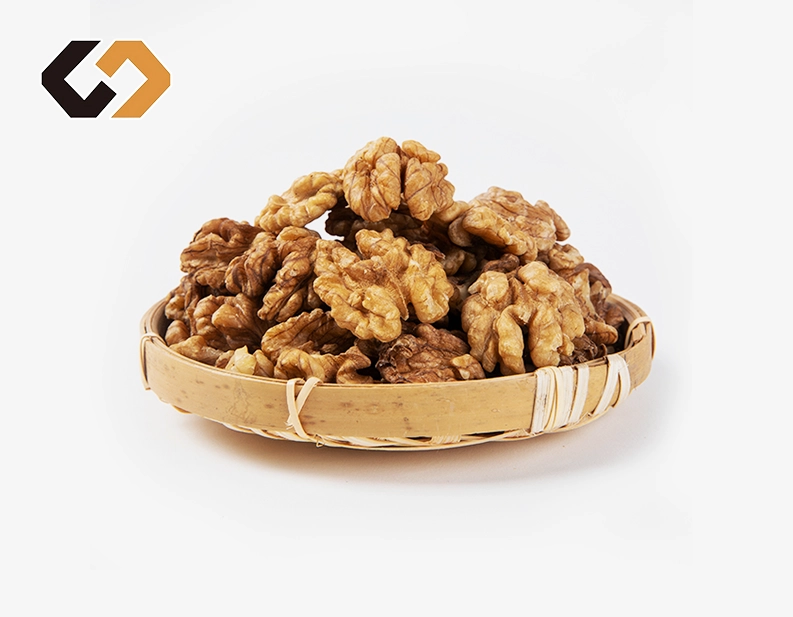 Light Amber Walnut Half Kernels